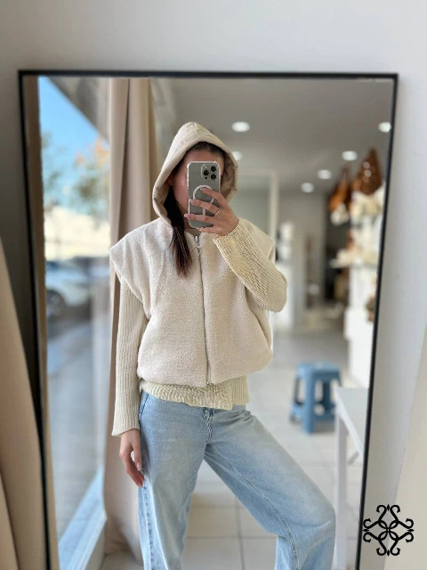 Sieviešu veste ar kapuci - divpusēja