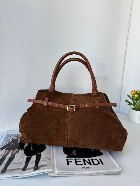 brown_cognac.webp