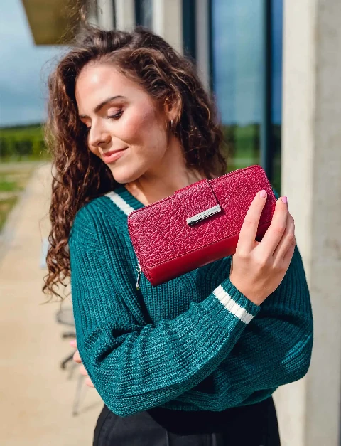 Lielais naudas maks EWARA