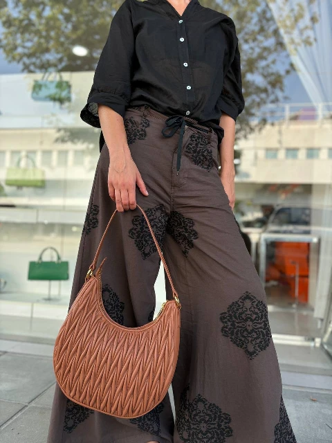 brown_cognac.webp