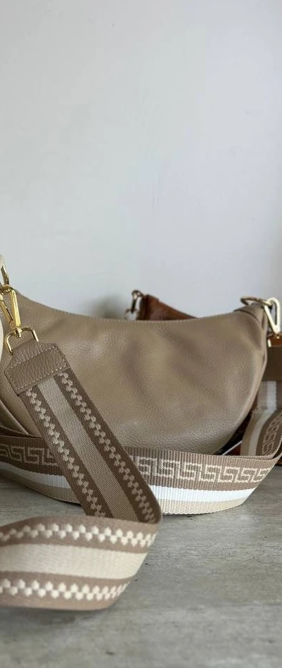 taupe.jpg