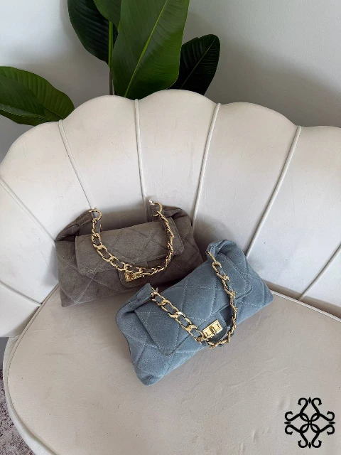 taupe.jpg