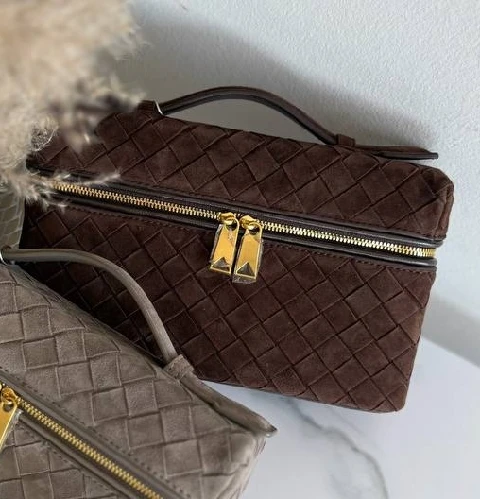 brown_cognac.webp