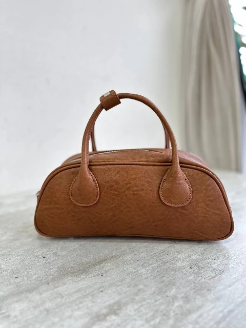 brown_cognac.webp