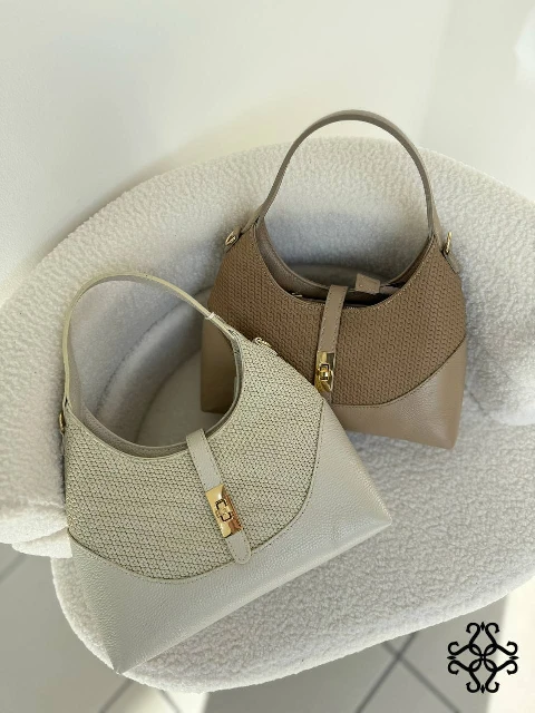 Ādas rokassoma 80489