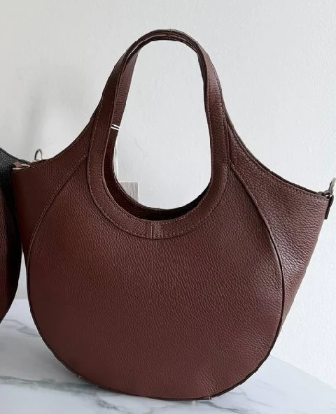 brown_cognac.webp