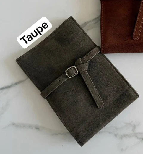 taupe.jpg