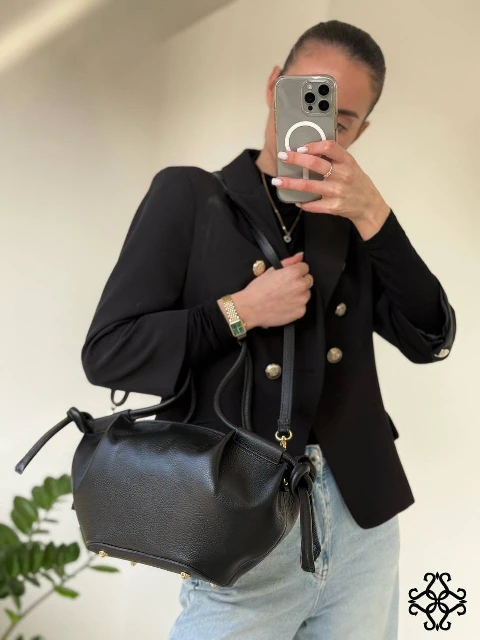 Ādas Rokassoma 80511