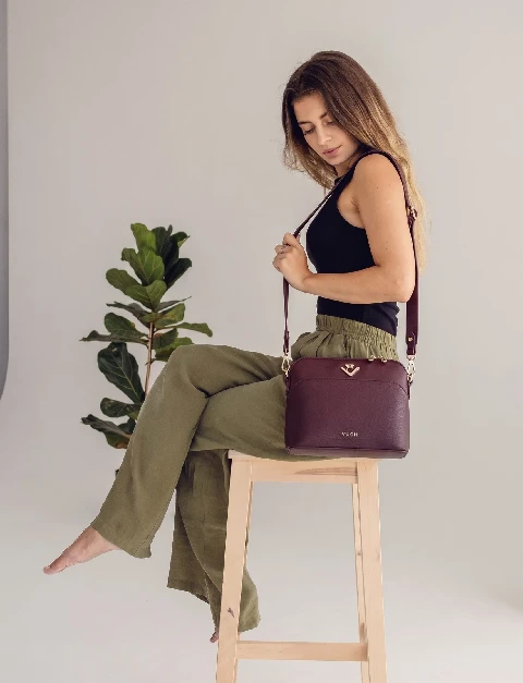 VUCH Crossbody soma Cara Divide
