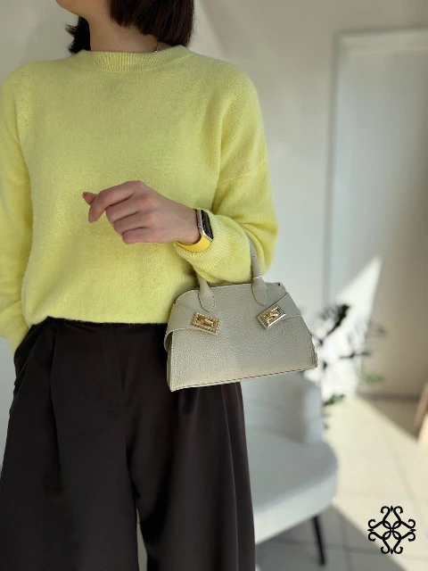 Leather handbag 80501