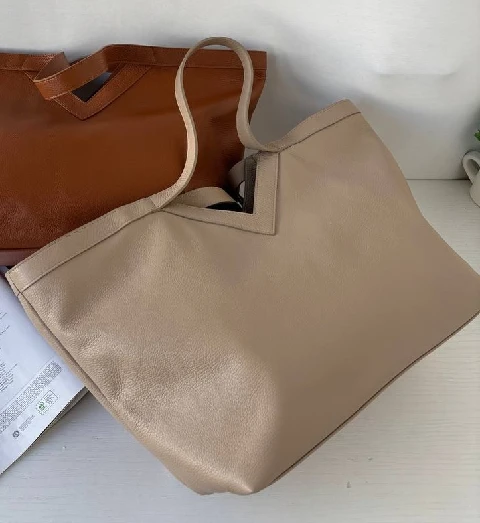 taupe.jpg