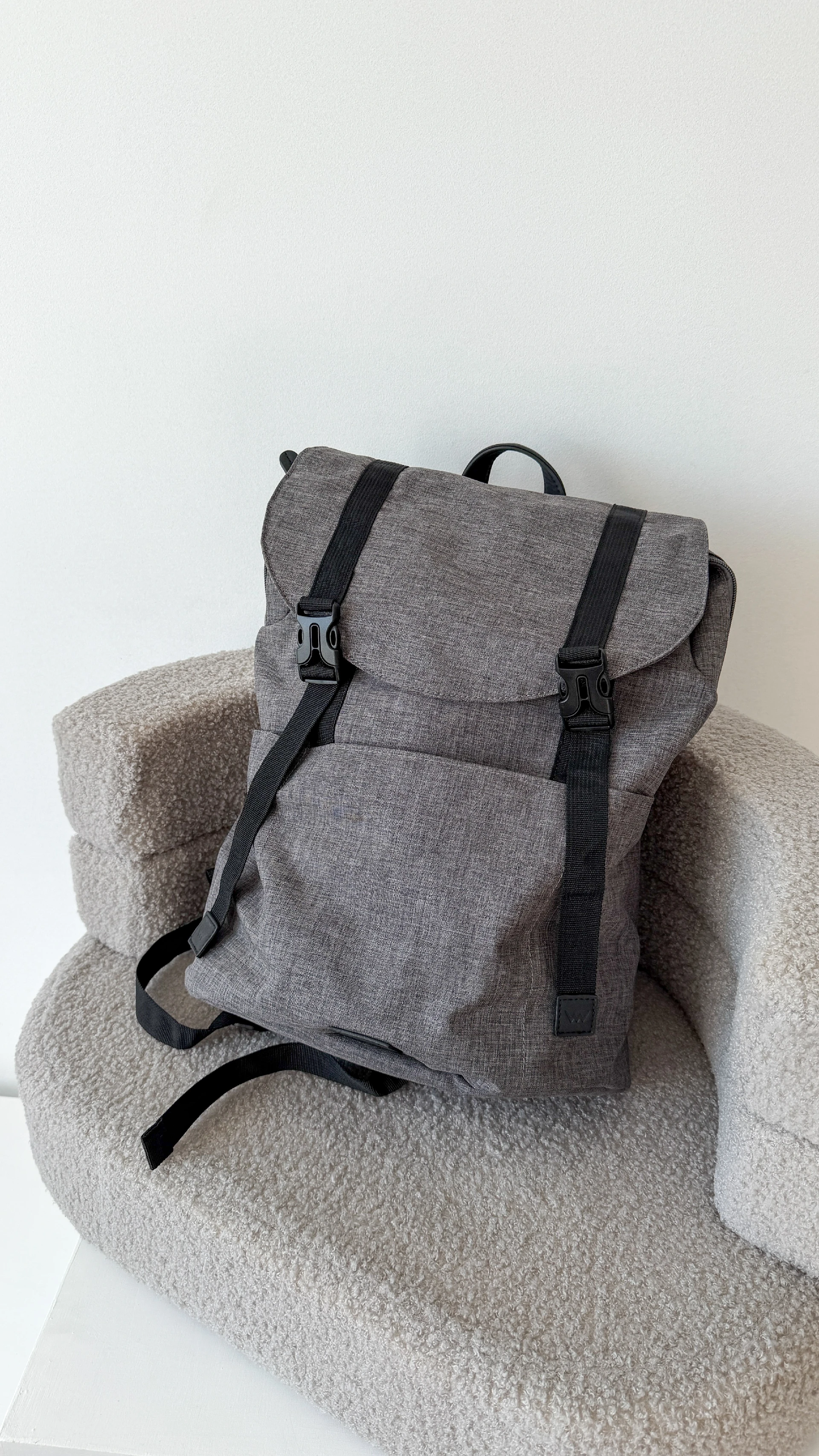 VUCH Mugursoma Corbin Big