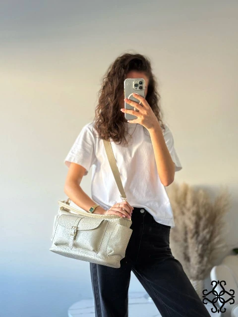 beige_.jpg