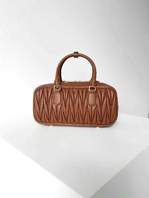 brown_cognac.webp
