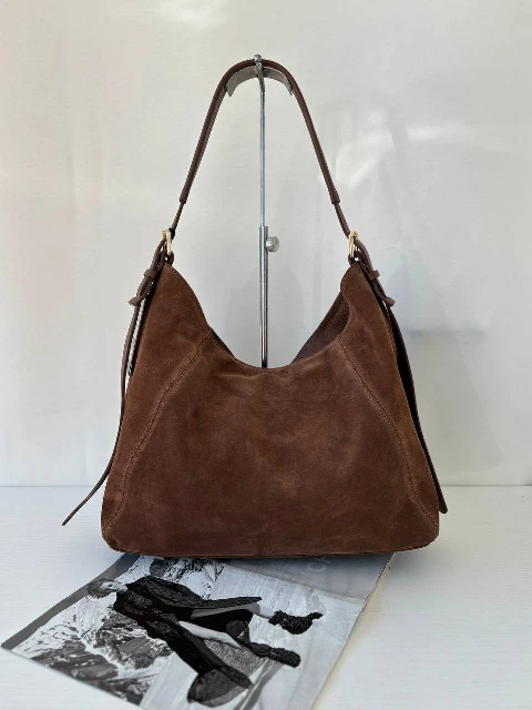 brown_cognac.webp