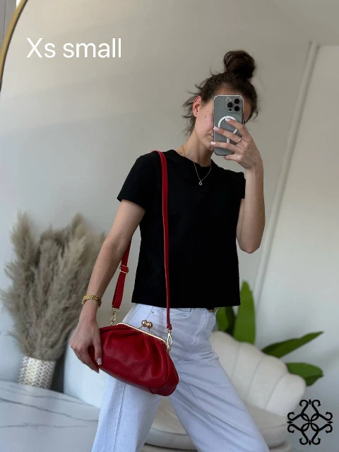 red.jpg
