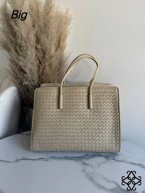 taupe.jpg